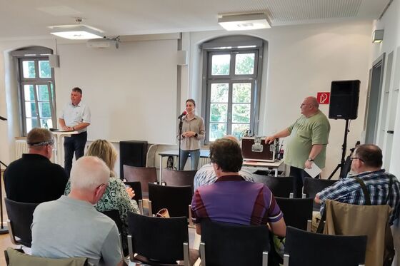Die gut besuchte Fragestunde.