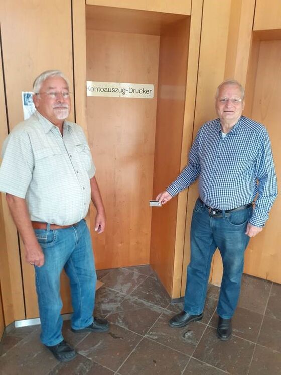 Dachs und Kröger am "Auszusgdrucker ohne Drucker"