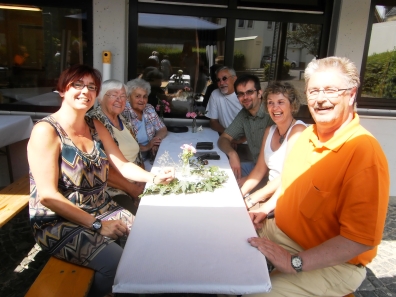 Die SPD Rosbach/Rodheim zu Gast bei den ehrenamtlichen Helferinnen und Helfern der HIR