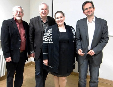 (v.l.) Karl-Heinz Dachs, Dr. Hans-Peter Rathjens, Sarah Krampitz und Christian Stengel